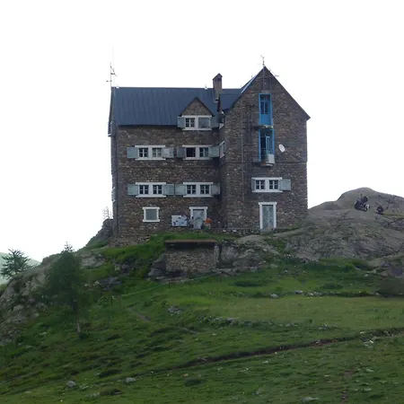 La Casa Dei Poeti * Cervasca