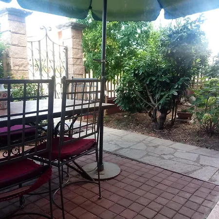 La Casa Dei Poeti Semesterbostad *