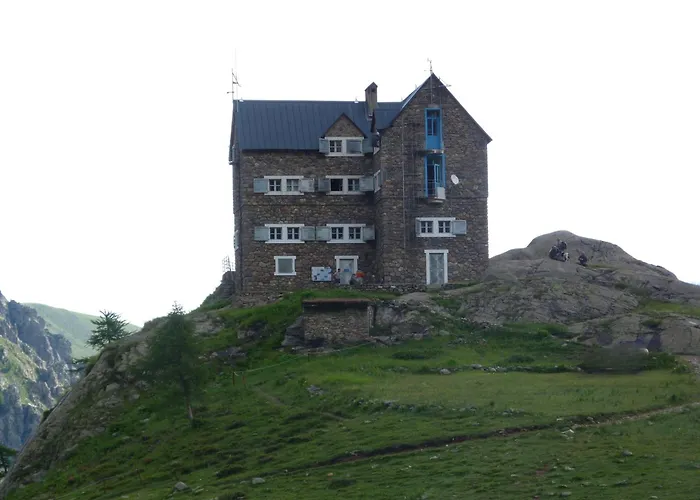 La Casa Dei Poeti * Cervasca