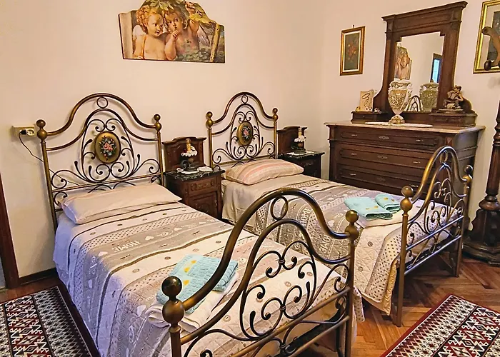 La Casa Dei Poeti Дом отдыха Cervasca